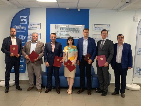 В Нижнем Новгороде подписали первые соглашения в рамках проекта «Обучение с гарантированным трудоустройством»