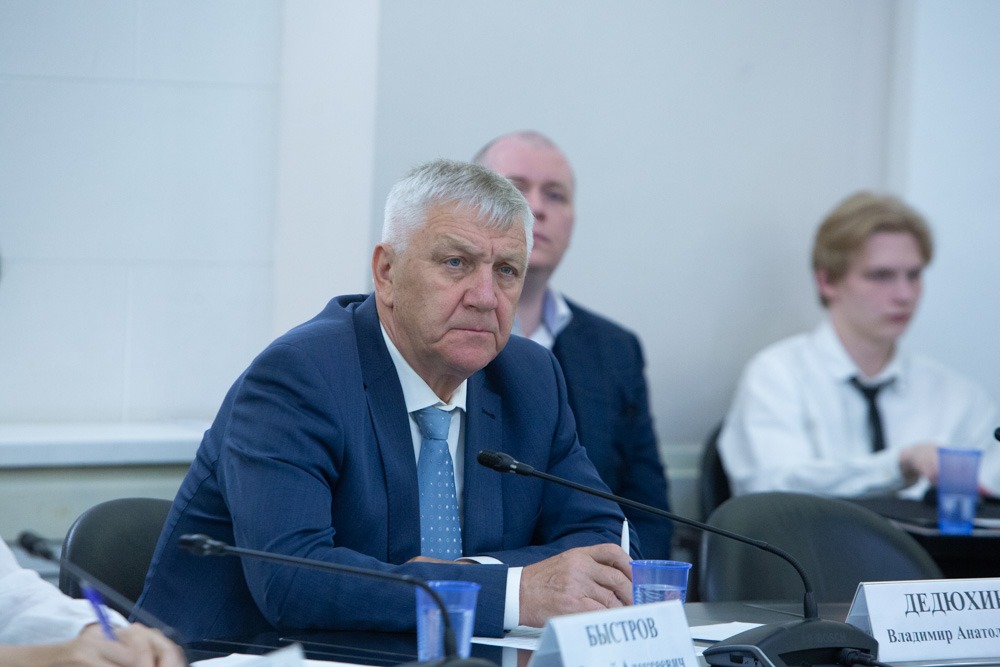 Первый вице-президент РСС Владимир Дедюхин принял участие в работе заседания по вопросам кадрового потенциала строительной отрасли
