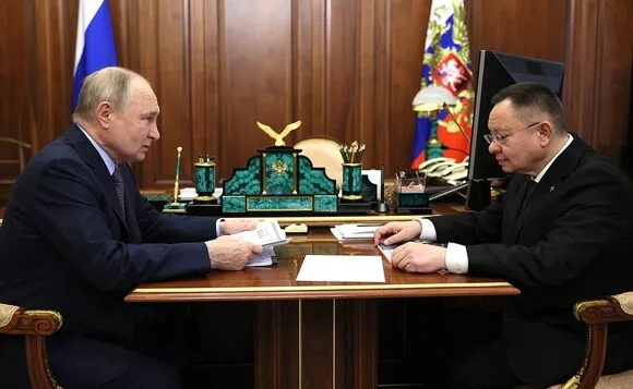 Итоги года: Министр Ирек Файзуллин представил результаты работы стройкомплекса Президенту Владимиру Путину